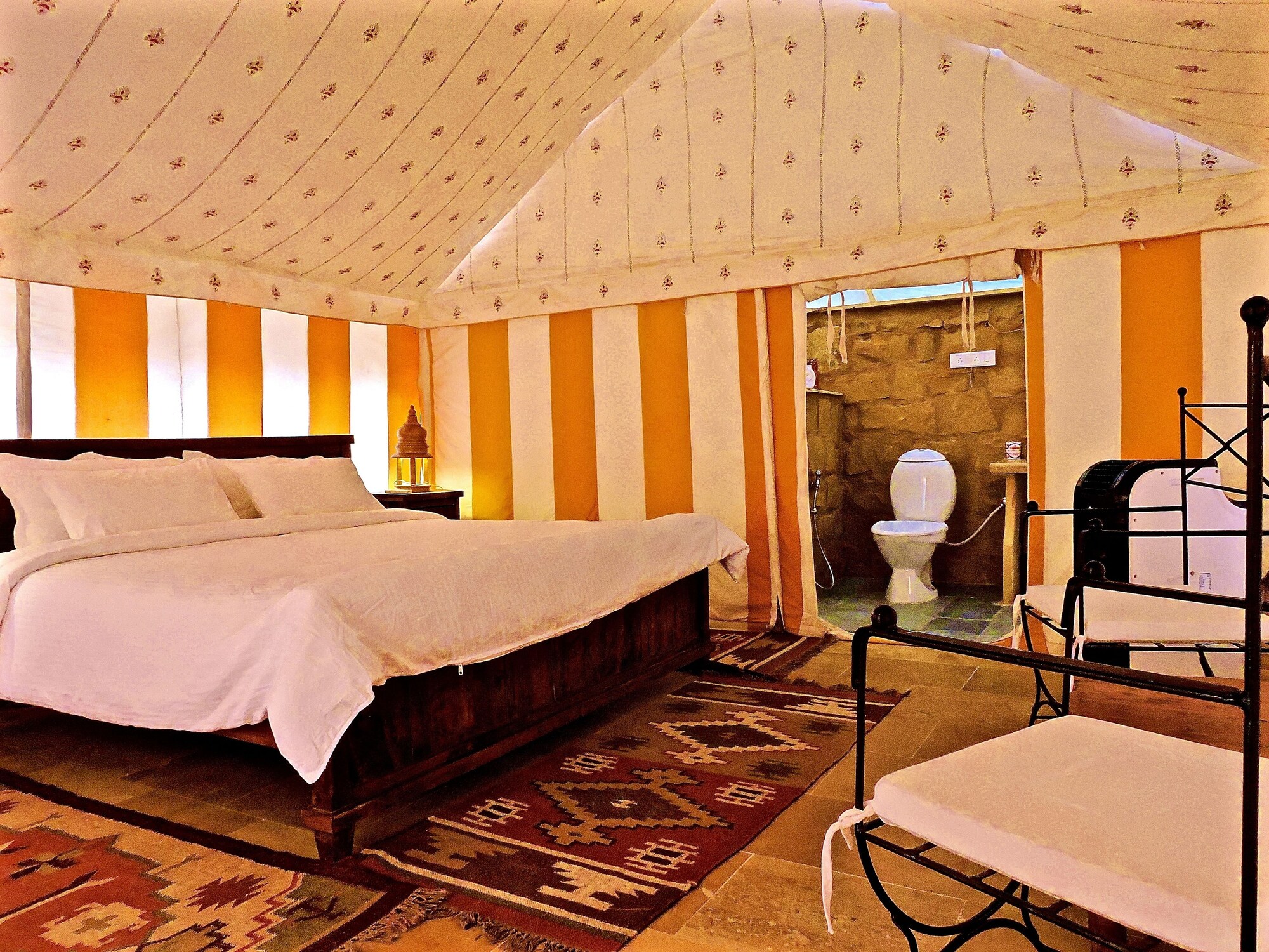 1 BEDROOM, DELUXE, TENT