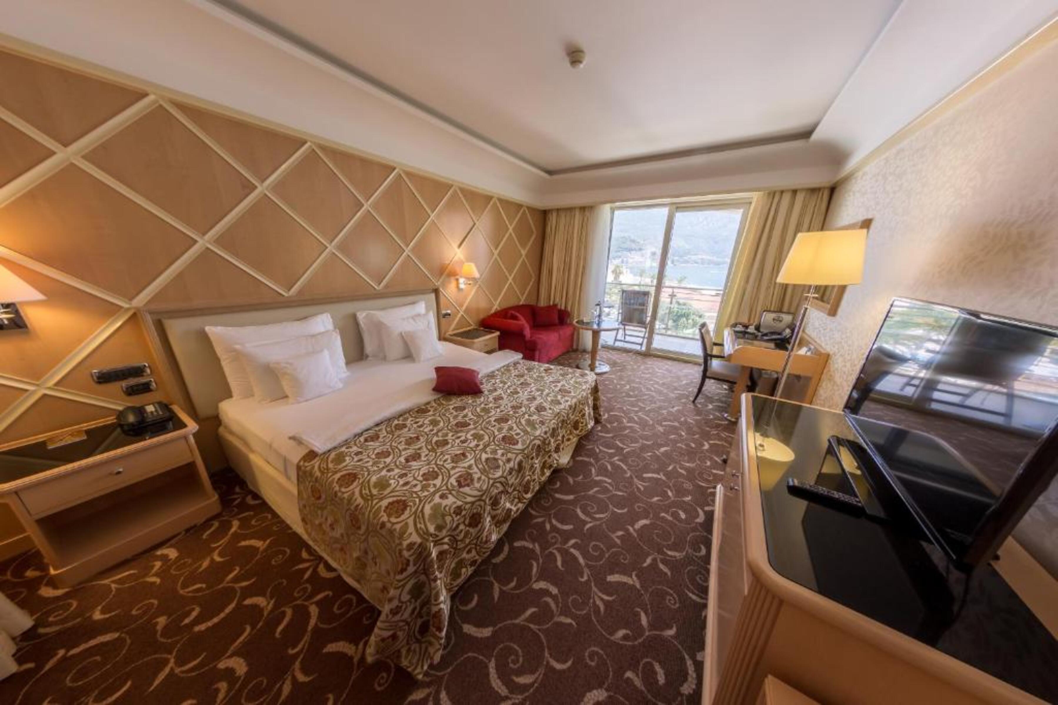Superior, Sea View, Balcony