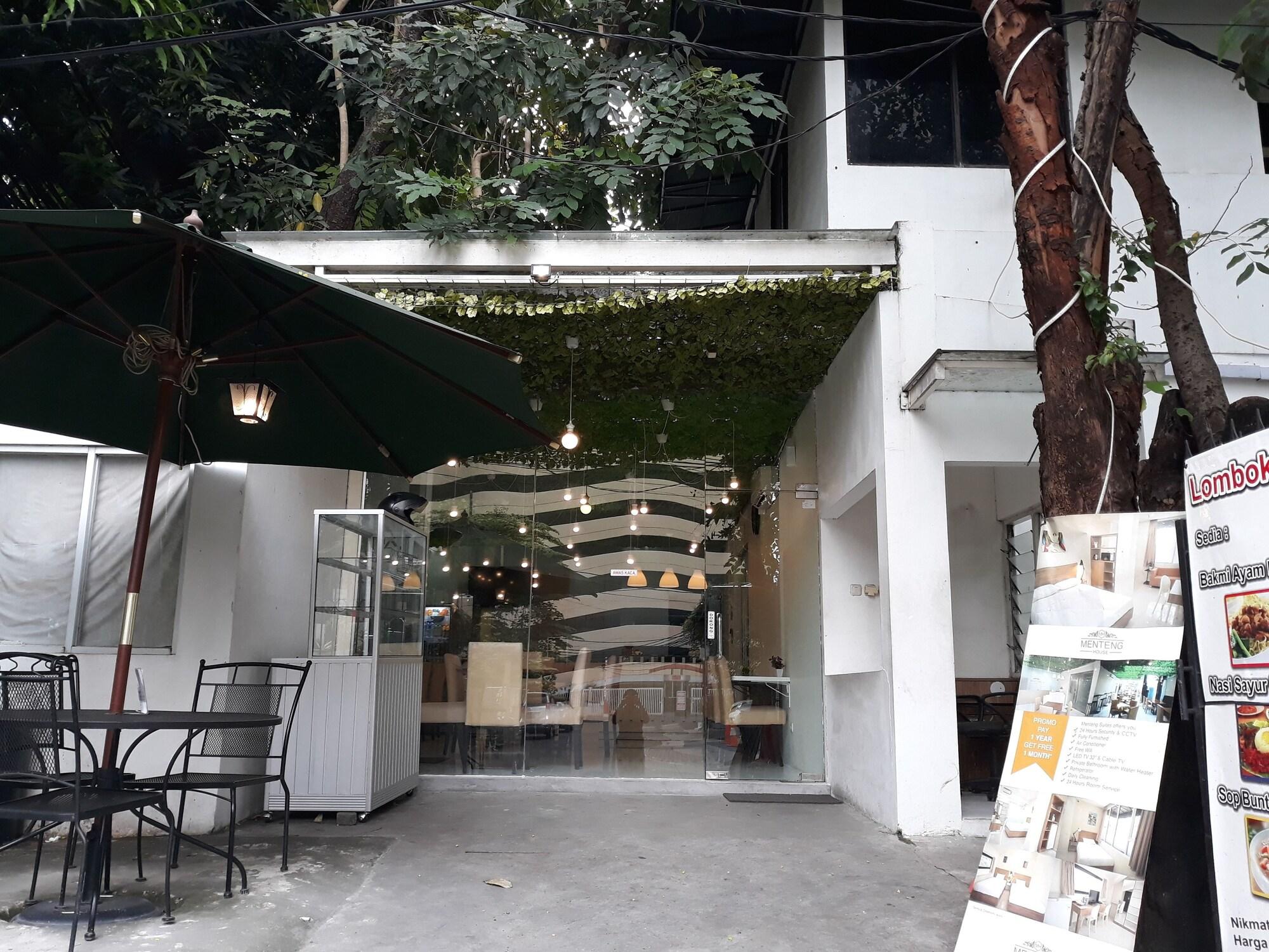Menteng House 22/38