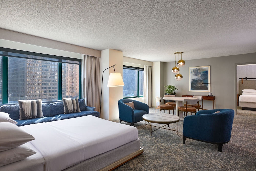 1 Bedroom, Suite, Double Bed, River View, Pool Access