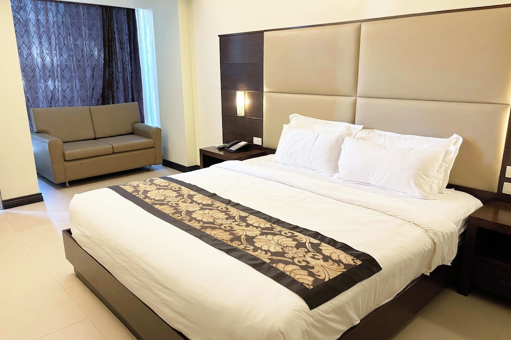 The Muse Beach Front Hotel Boracay 18/50