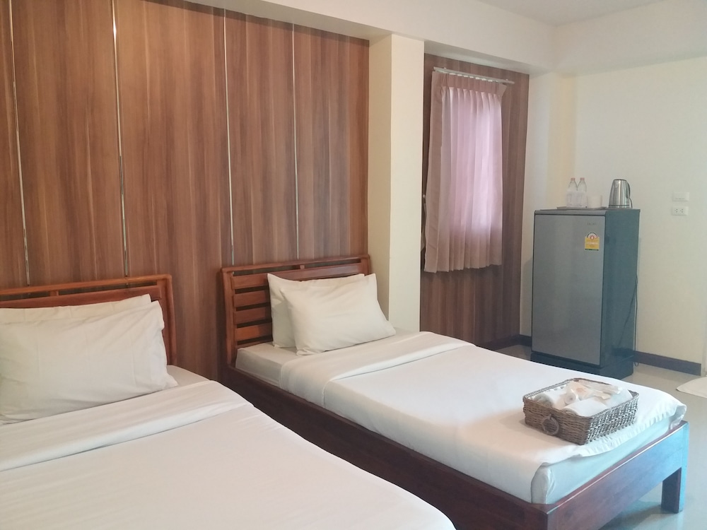 Grand Lopburi Hotel 5/30