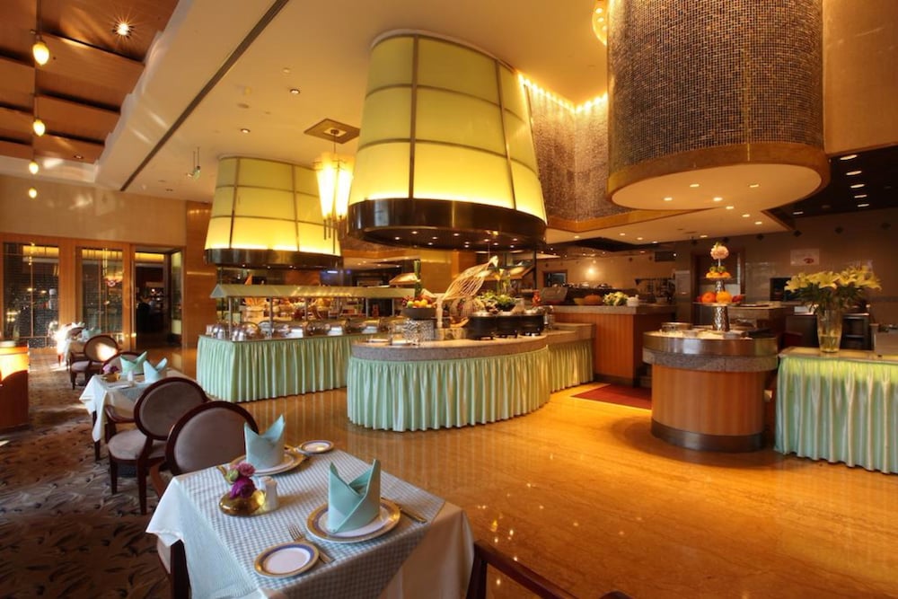 Kunming Green Lake Hotel, WorldHotels Elite 50/66