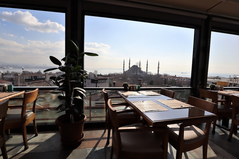 ANTHEMIS HOTEL 61/71