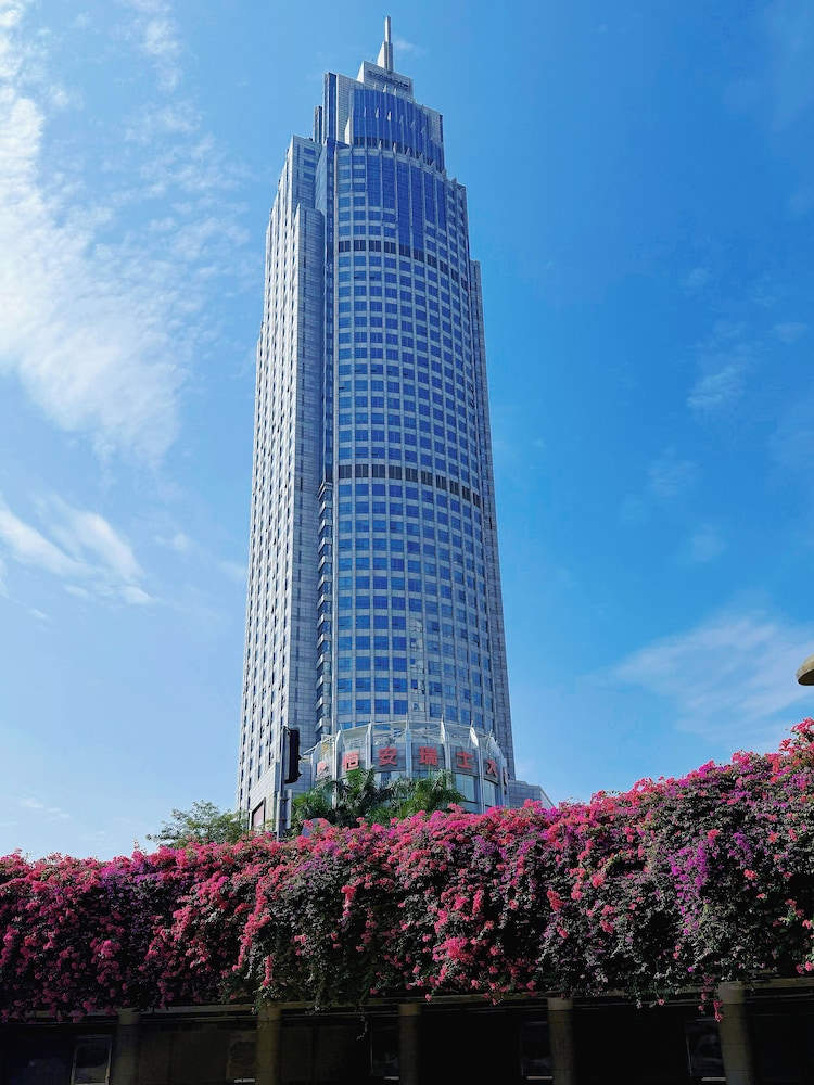 Swissotel Foshan 2/70