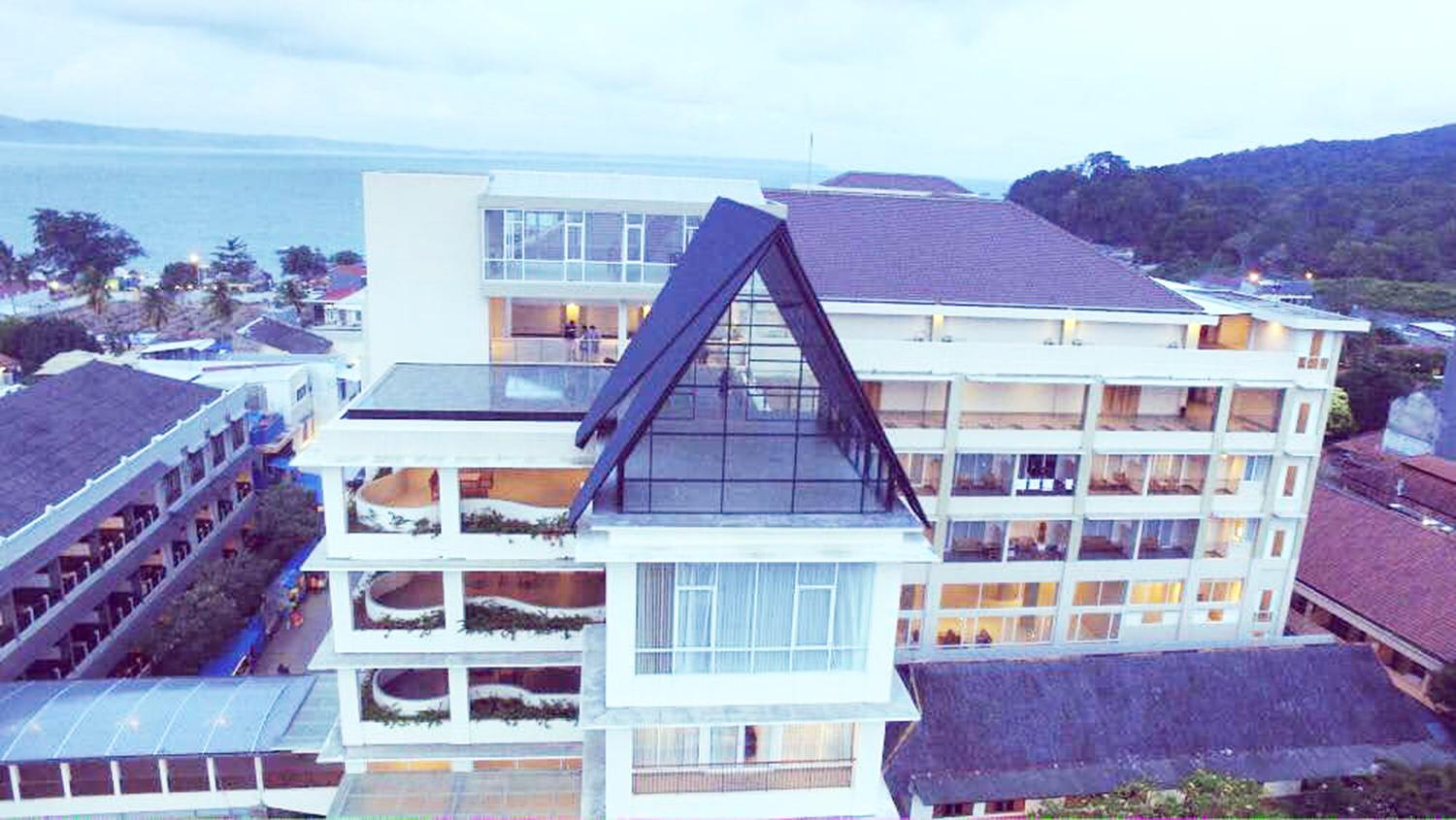 Laut Biru Resort Hotel 1/30