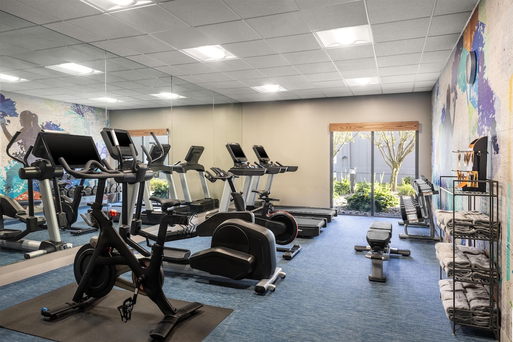 Hyatt Place Detroit/Utica 39/63