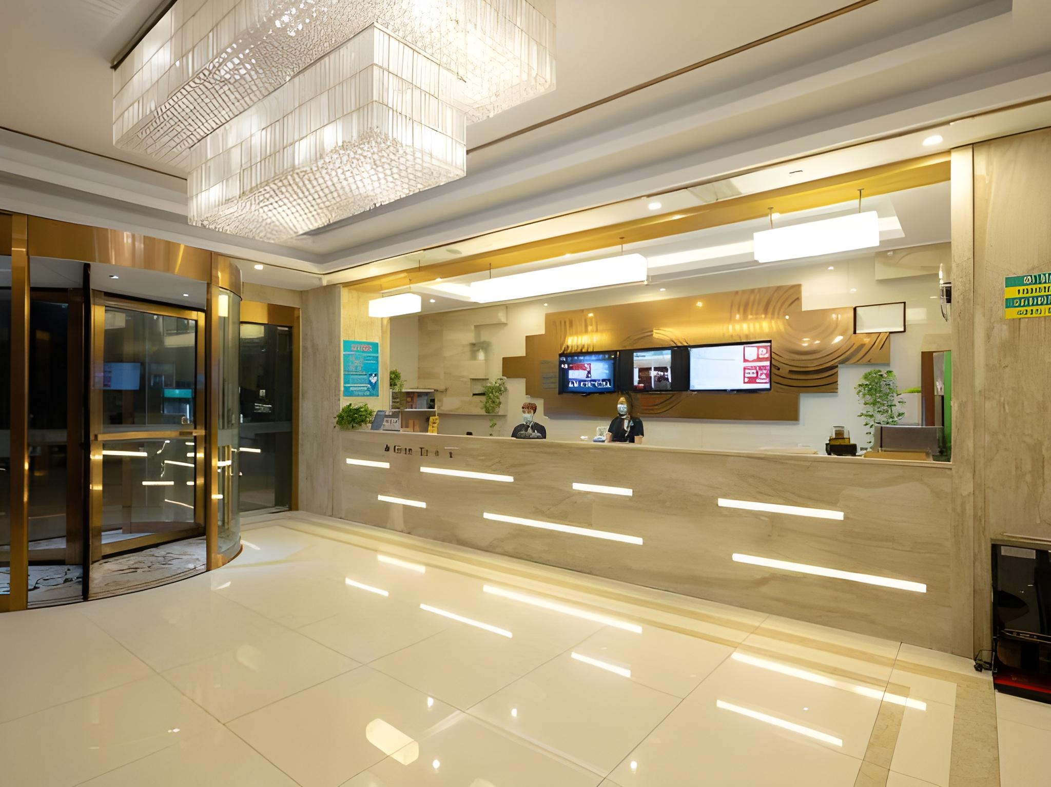 GreenTree Inn Jiaxing Haiyan Passenger Transport Center Hotel 7/26