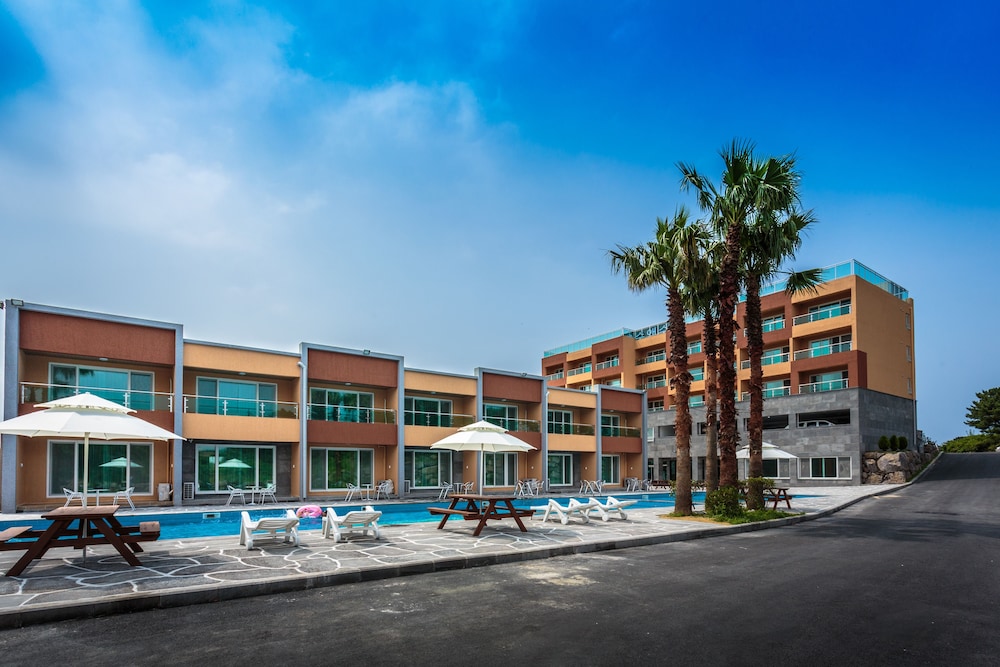 Suandsu Hotel 66/71