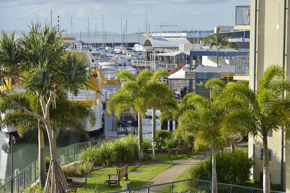 Mantra Hervey Bay 65/69