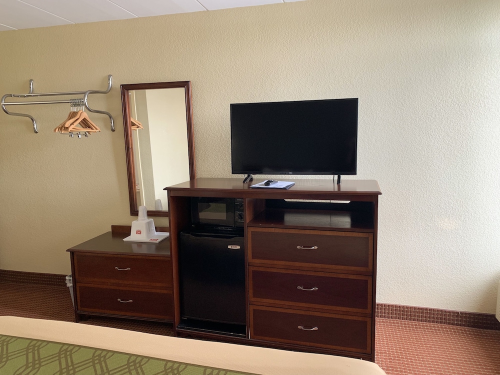 Days Inn by Wyndham Winchester North 49/57