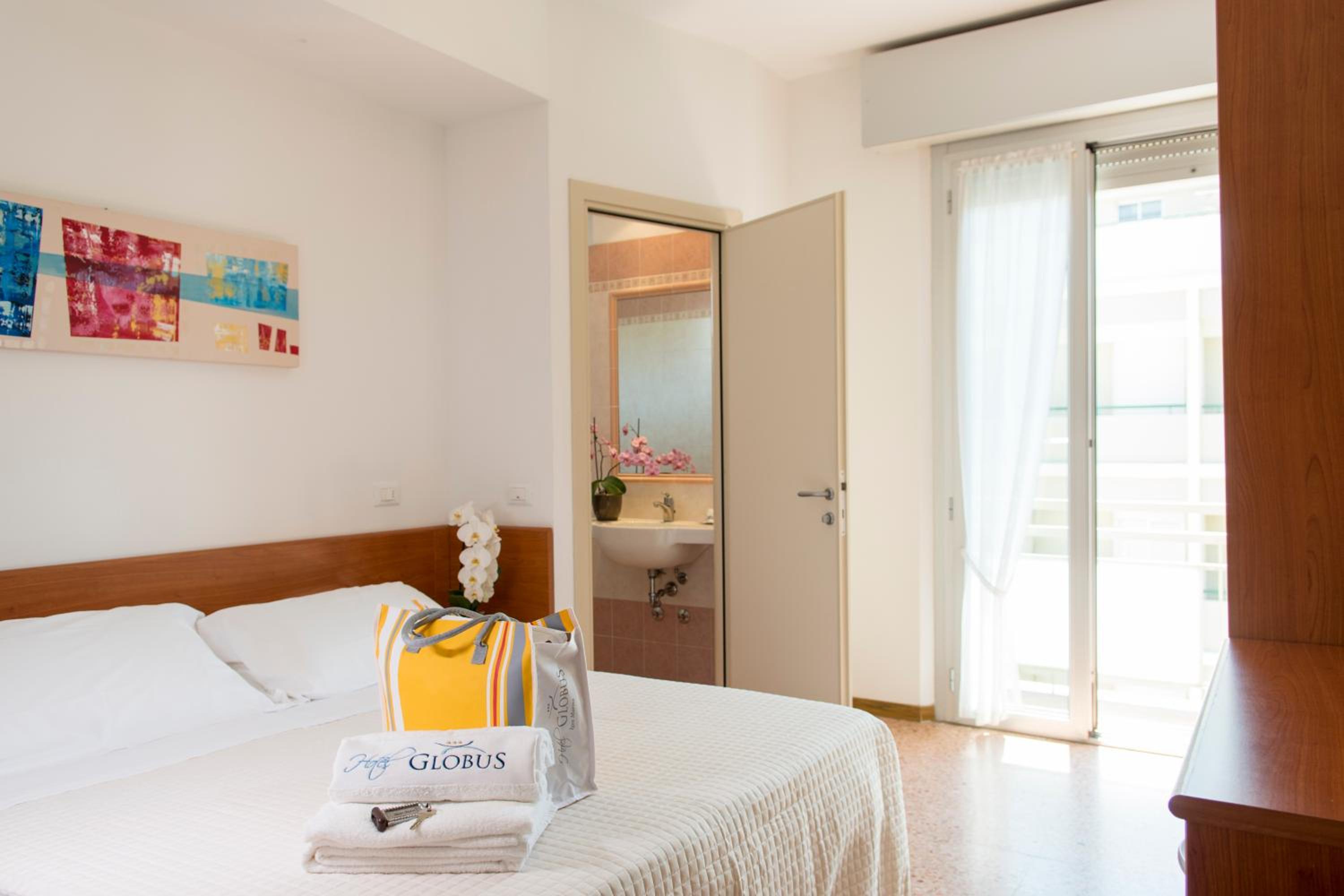 Room, Double Bed, Side Sea View