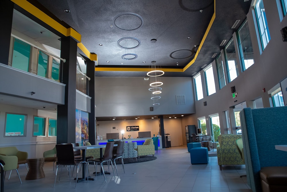 Clarion Pointe Indianapolis Airport 4/64