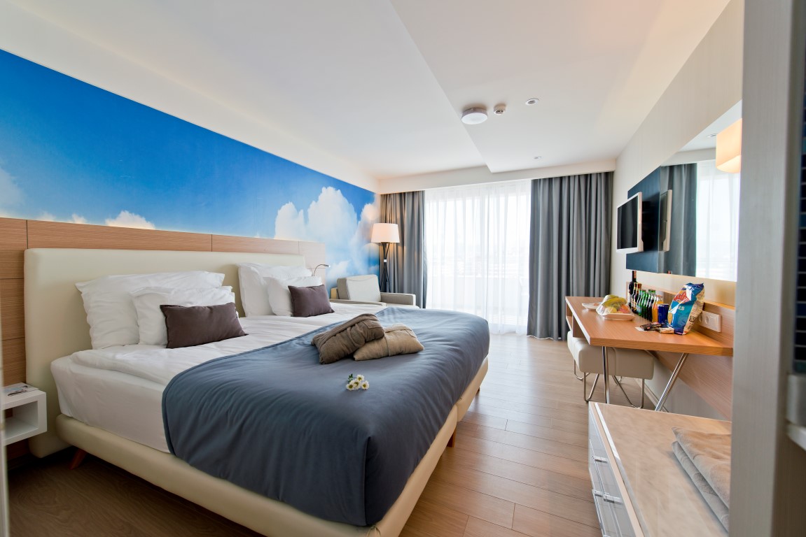 Room, Single, Double Bed, Land View