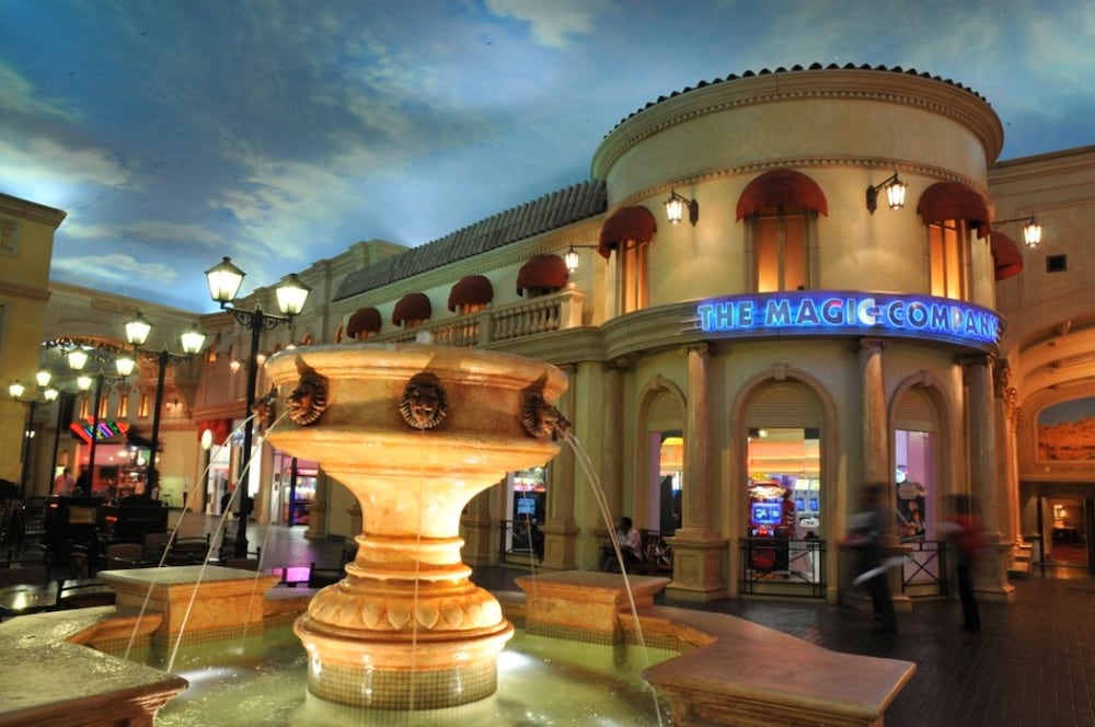 Peermont Metcourt at Emperors Palace in KEMPTON PARK