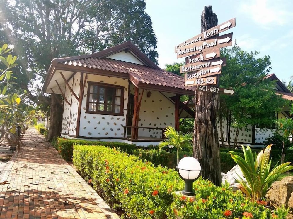 Talkoo Beach Resort 54/58