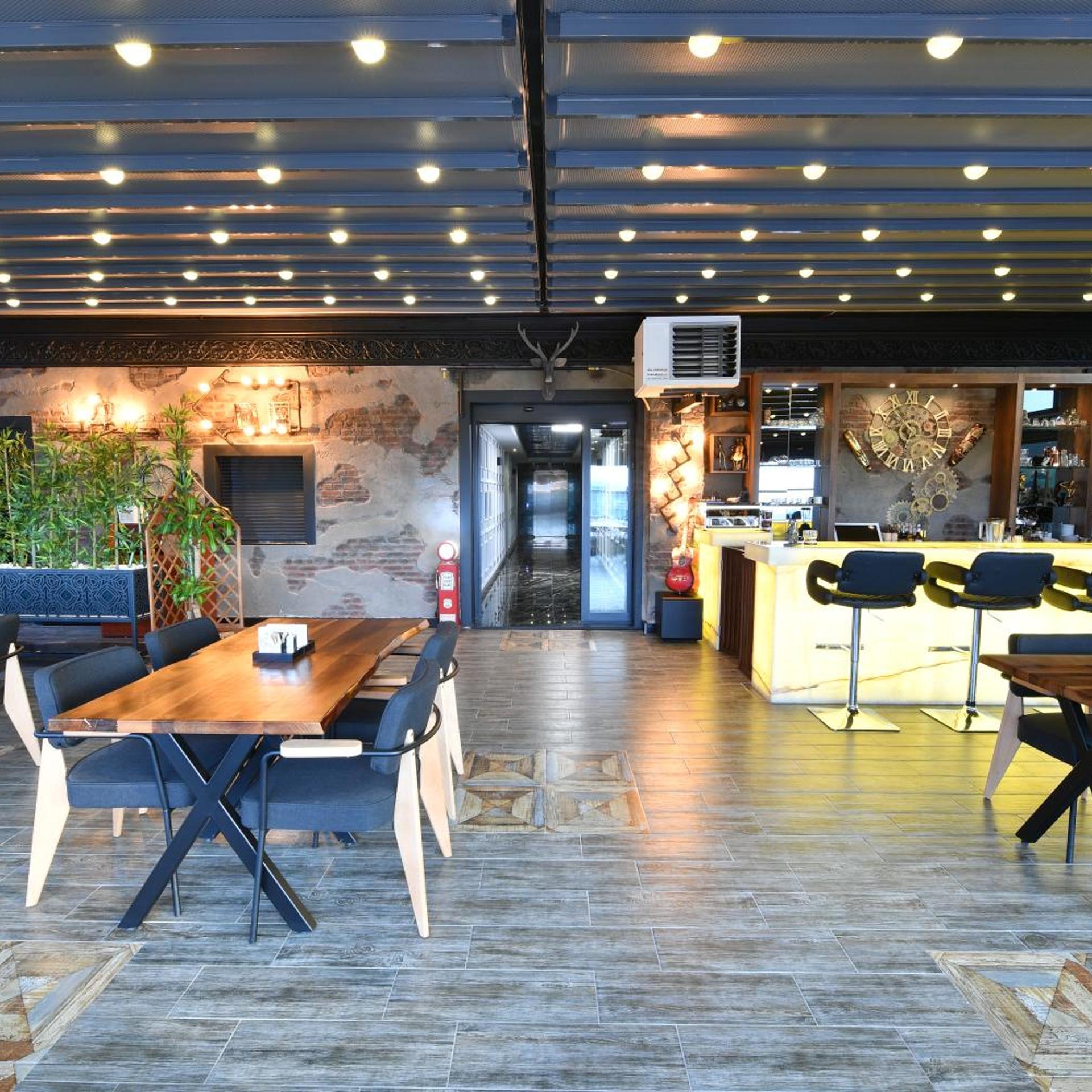 D'Lux Boutique Hotel 28/34