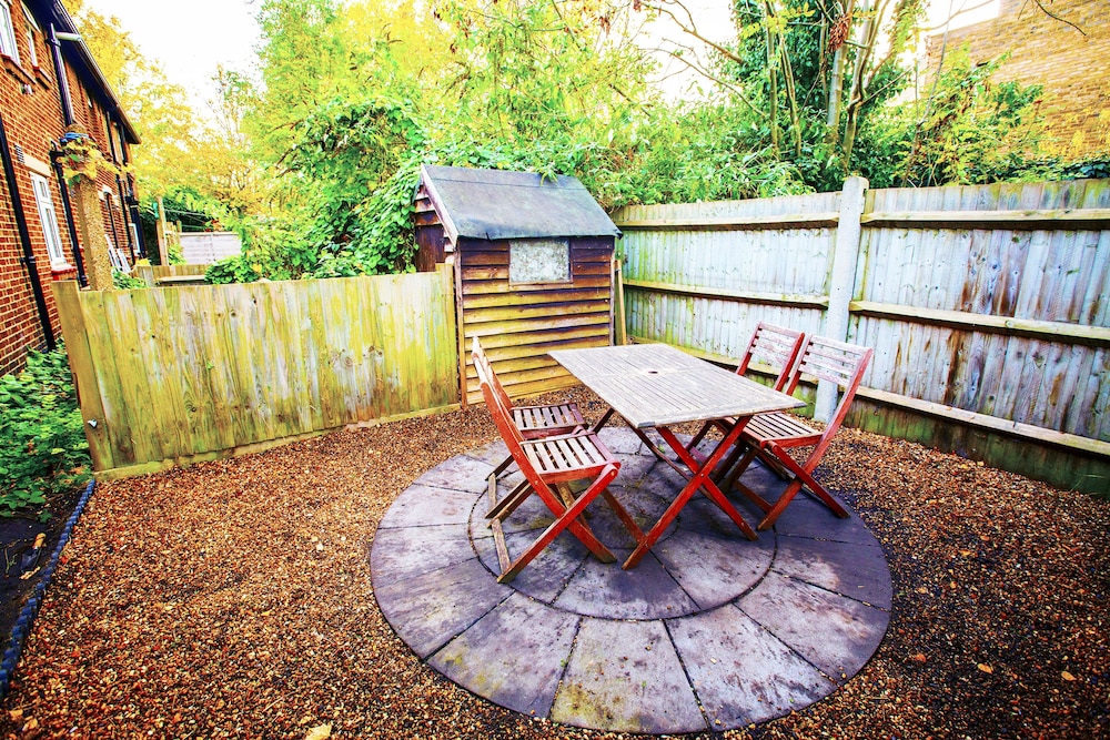 Stunning Central Richmond With Garden 31/34