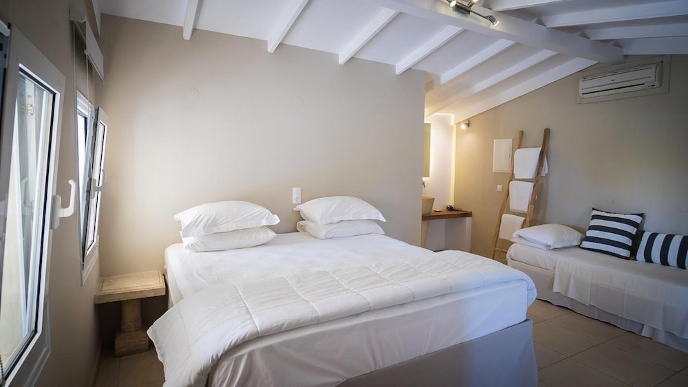 Parthenis Hotel & Suites 20/50