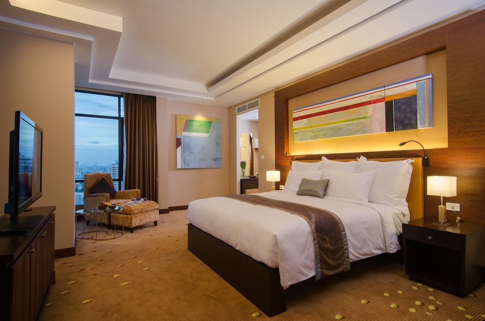 Aetas Lumpini Hotel 10/50