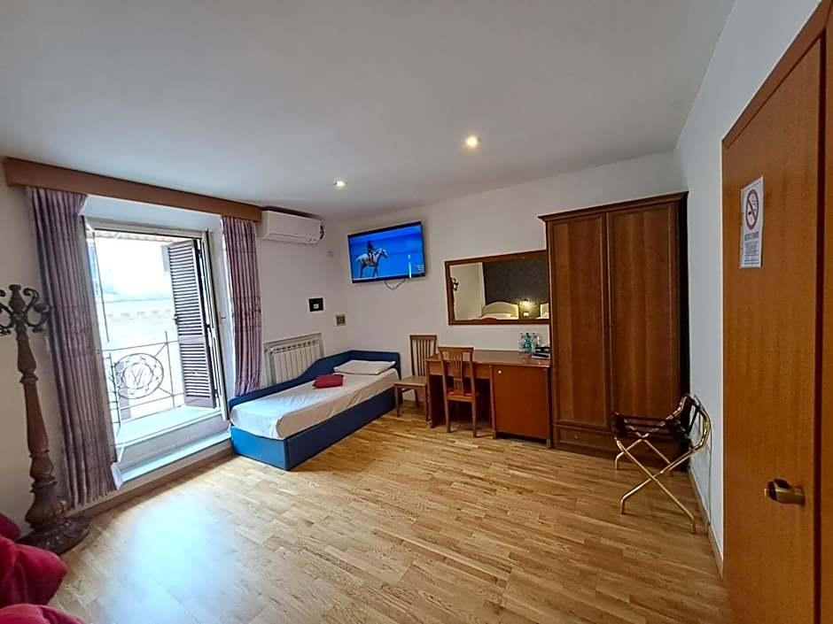 Hotel Fenicia 12/49