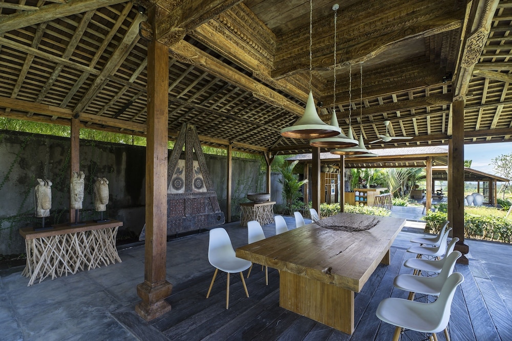 Alami Boutique Villas and Resort 24/72