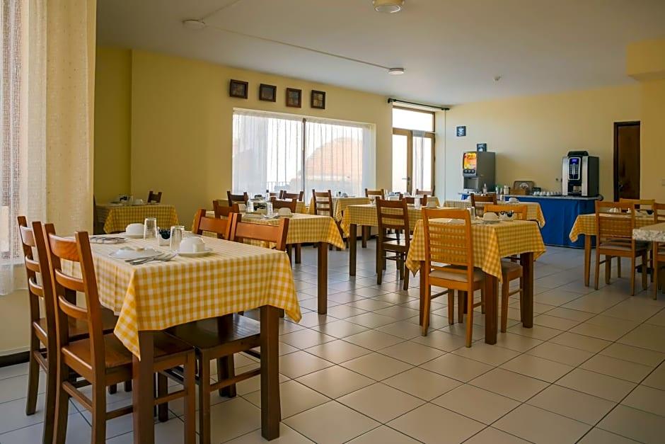 Imperio Hotel 50/56