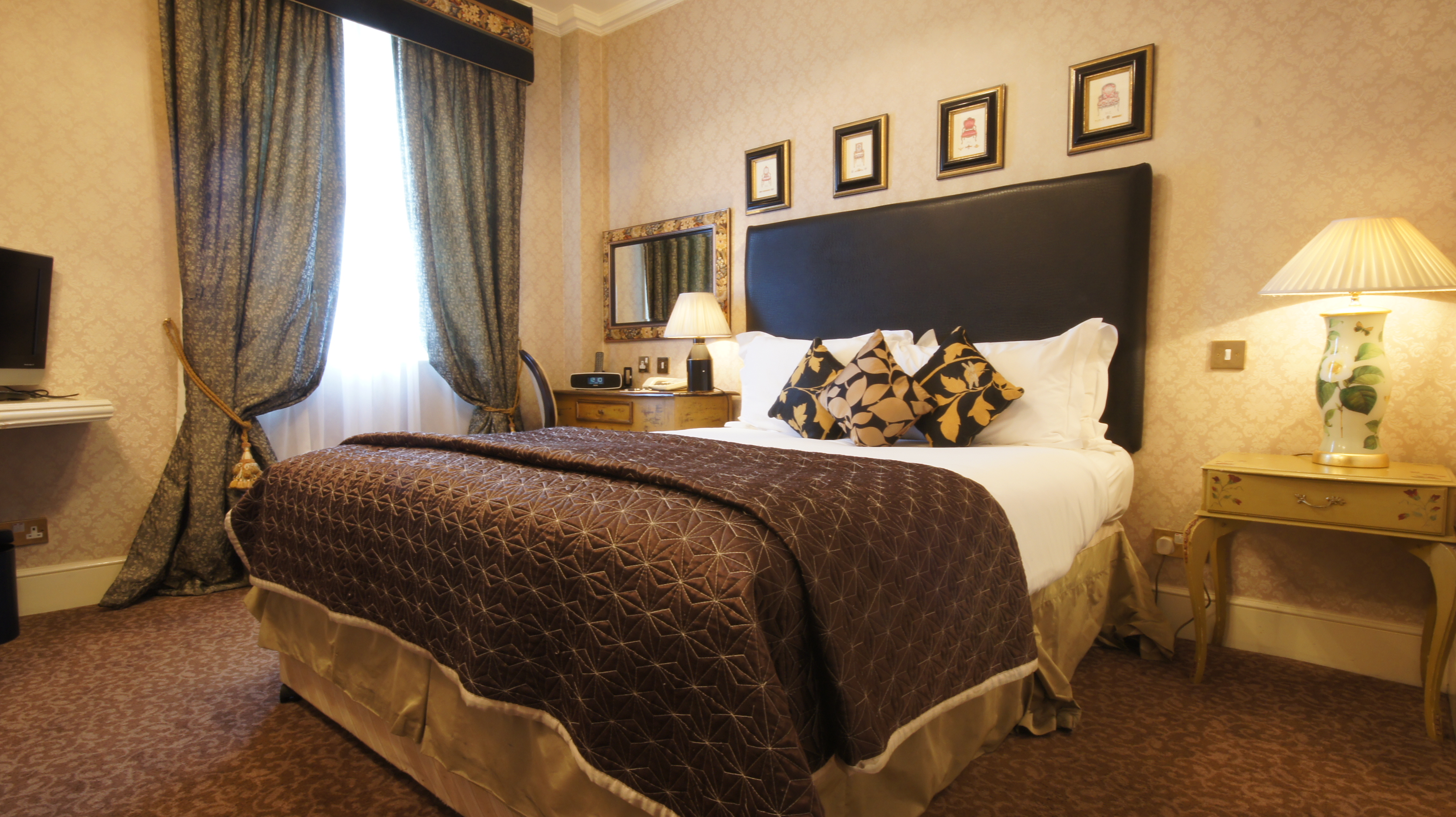 جناح بغرفة نوم واحدة، The Leonard Hotel 2/5