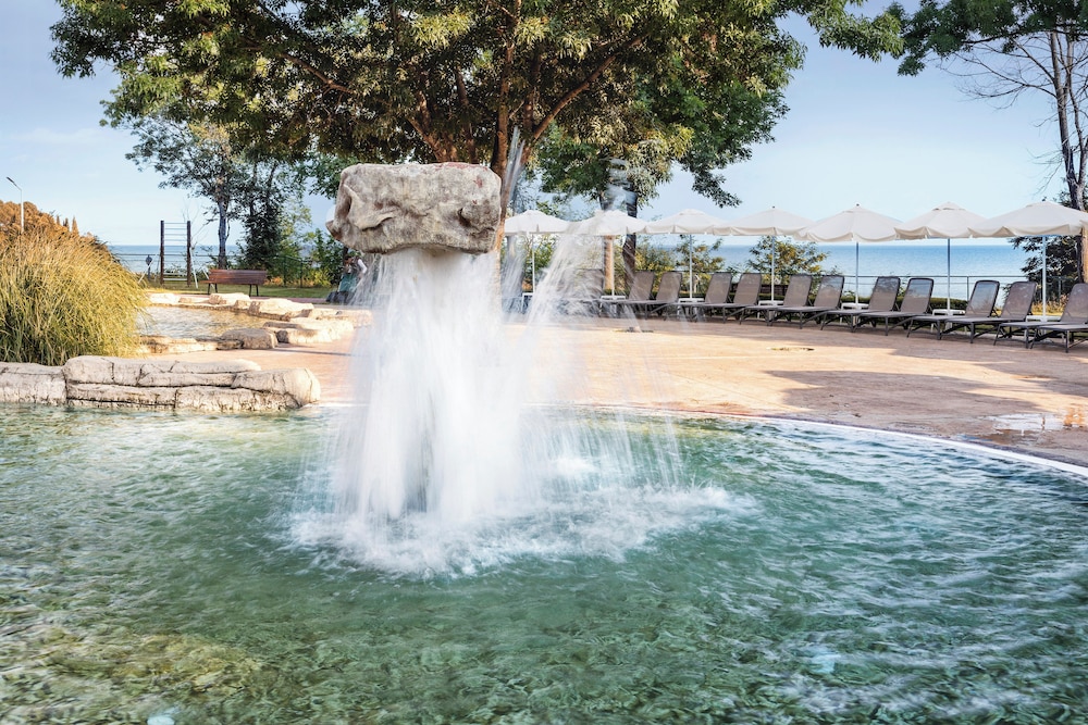 Sol Nessebar Palace All Inclusive 71/73