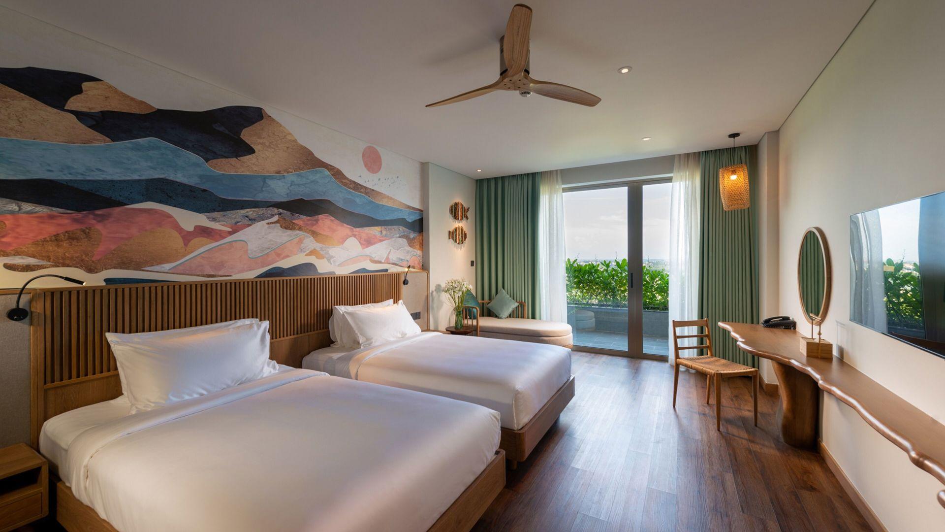 River, Deluxe, Twin Beds