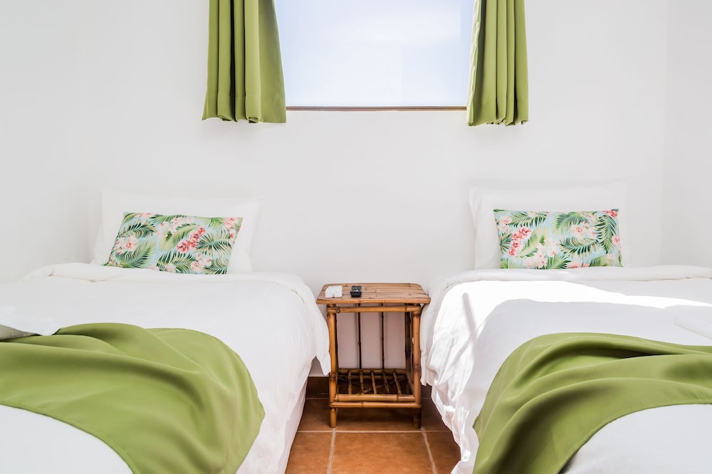 Hotel Coco Palms 35/76