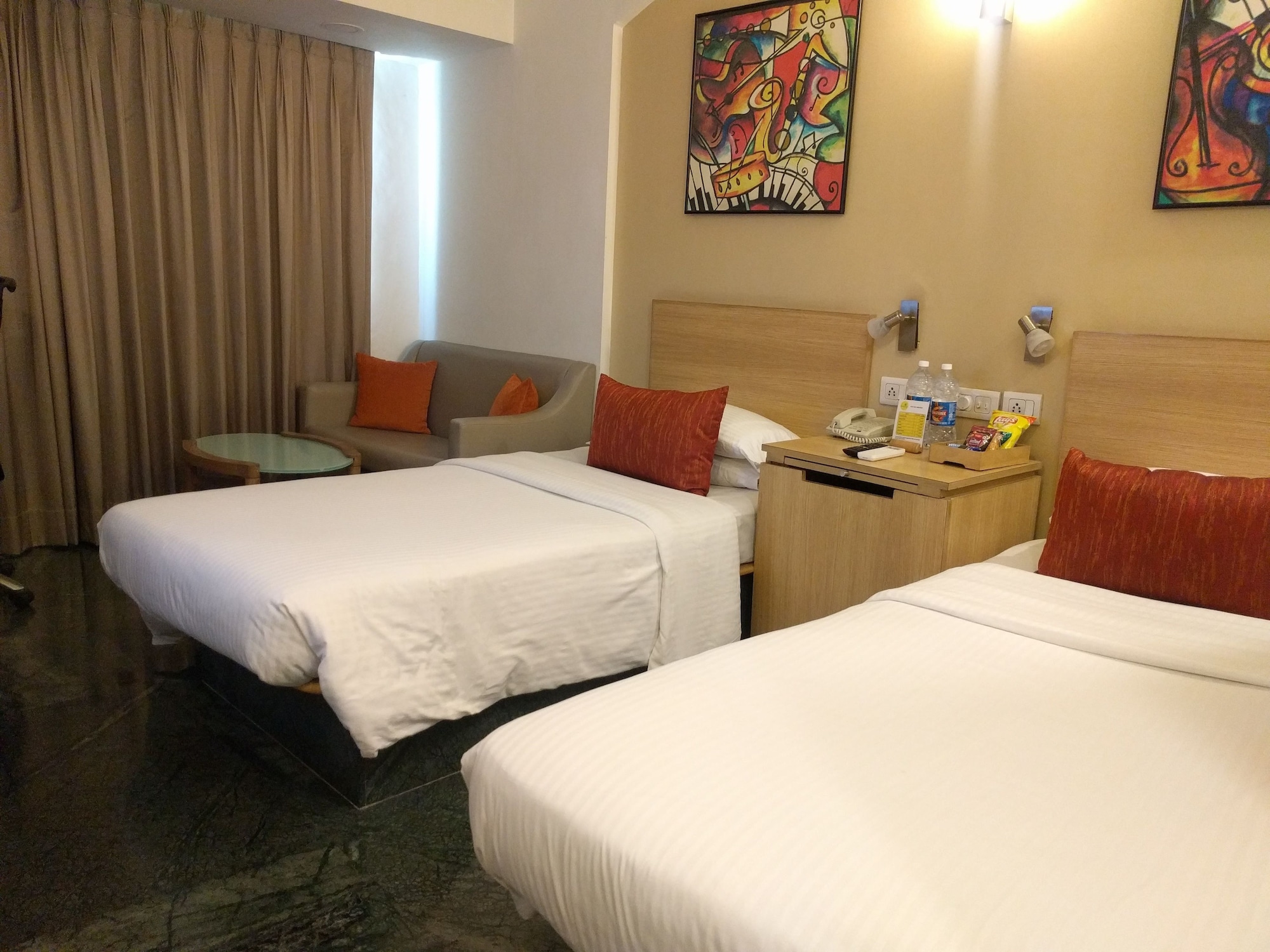 BUSINESS, TWIN BEDS