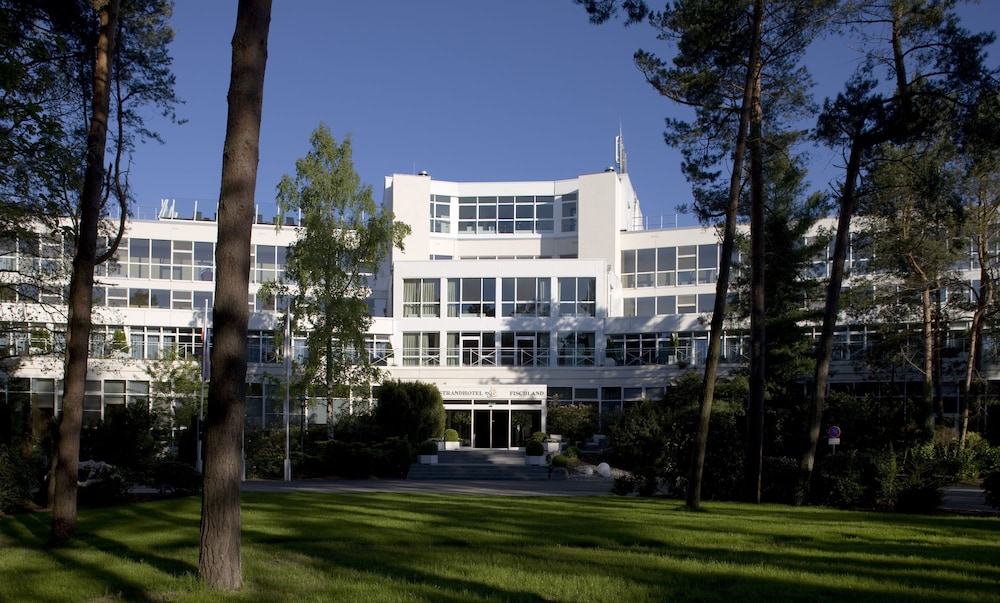 Strandhotel Fischland 12/68