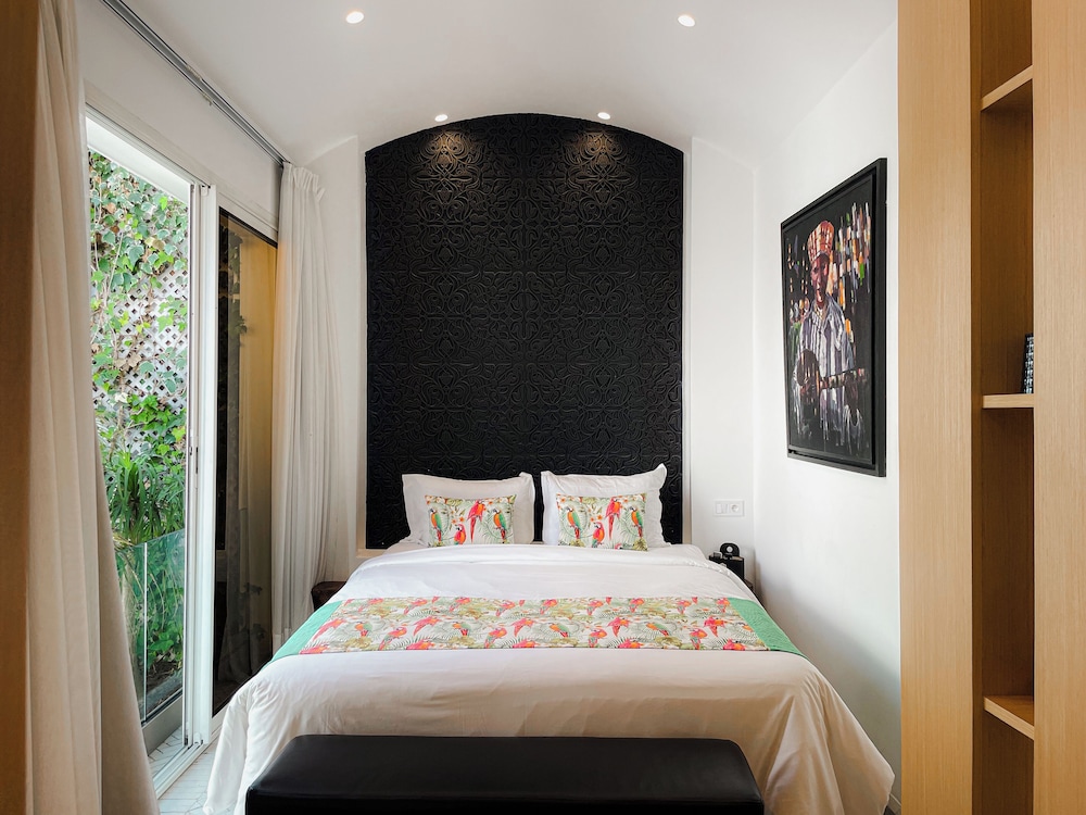 Riad Zyo 19/50