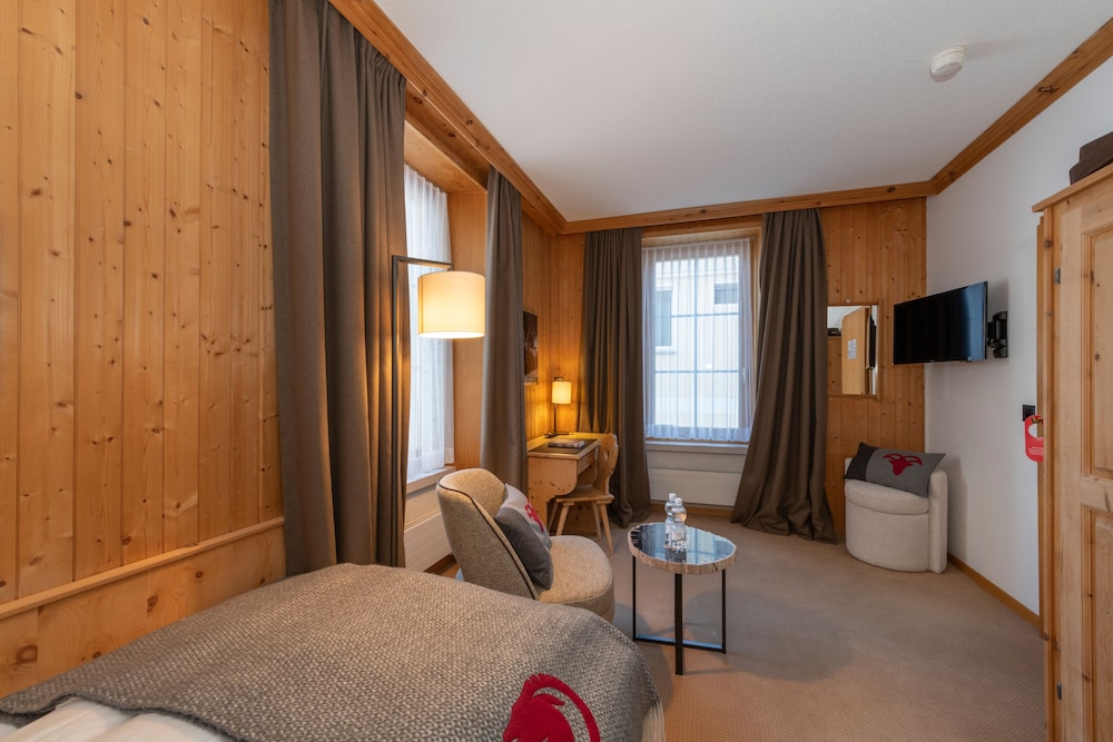 Edelweiss Swiss Quality Hotel 27/48