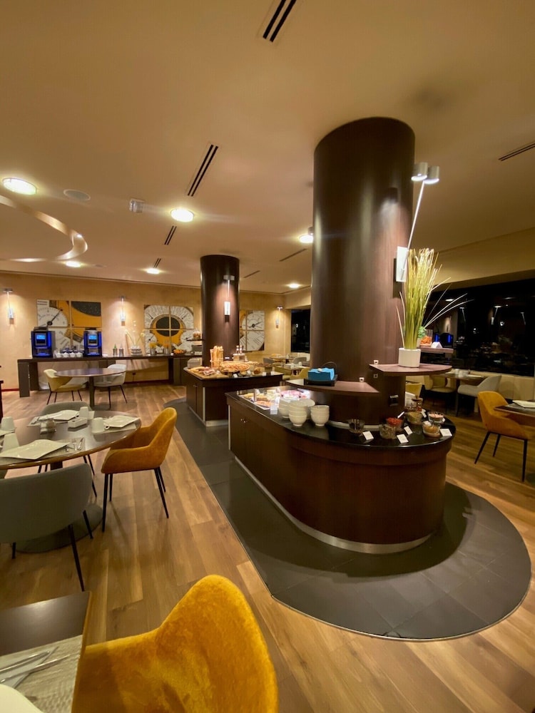 Mercure Besancon Parc Micaud 19/72