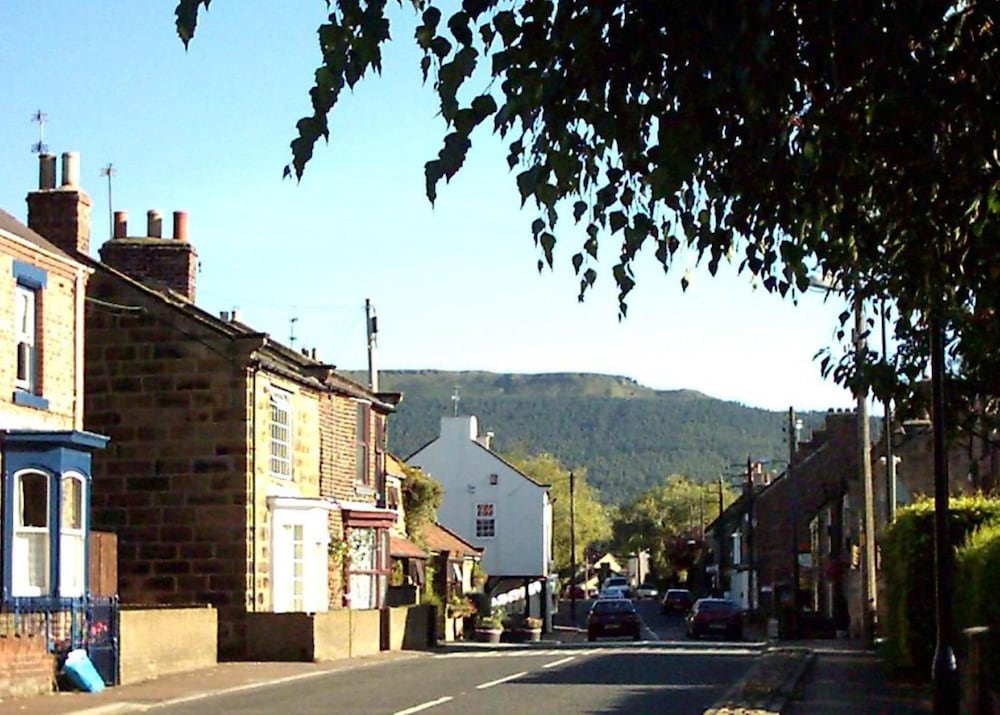 Wainstones Hotel 37/48
