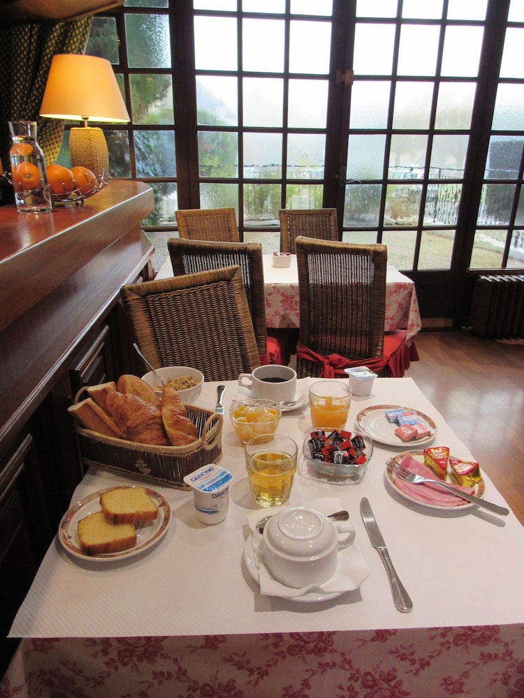 Hotel Anne de Bretagne 32/39