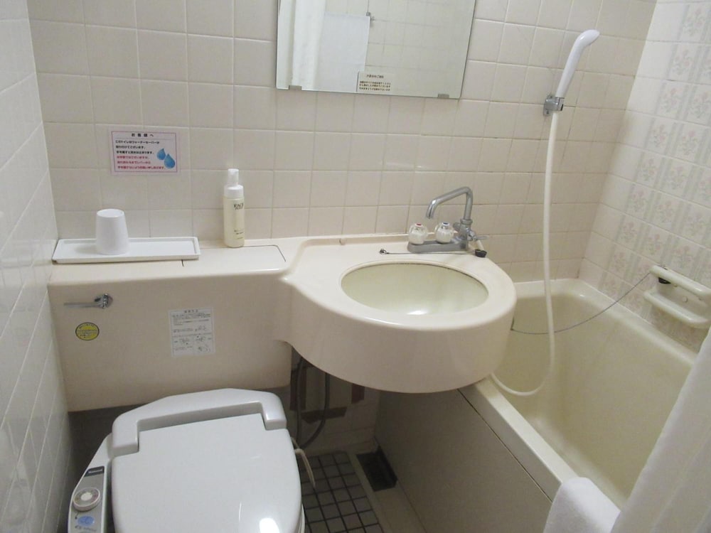 KIKUCHI KANKO HOTEL 9/63