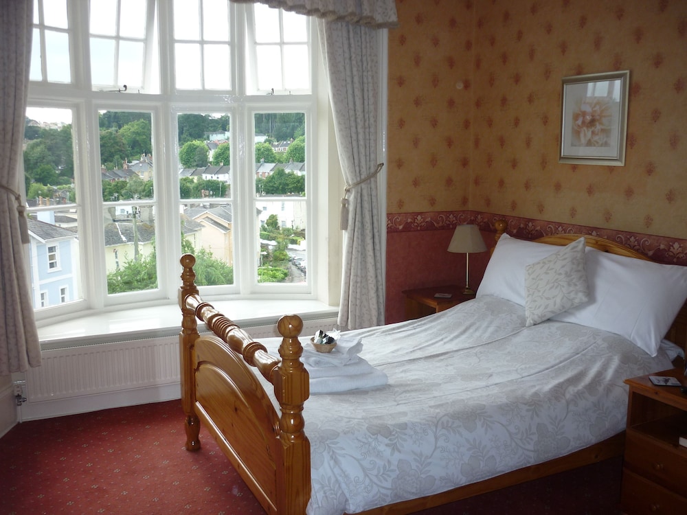 Ashwood Grange Hotel - B&amp;B 5/31