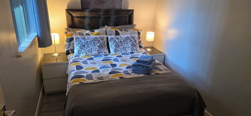 Castleton Gardens Apartments Belfast 30/34