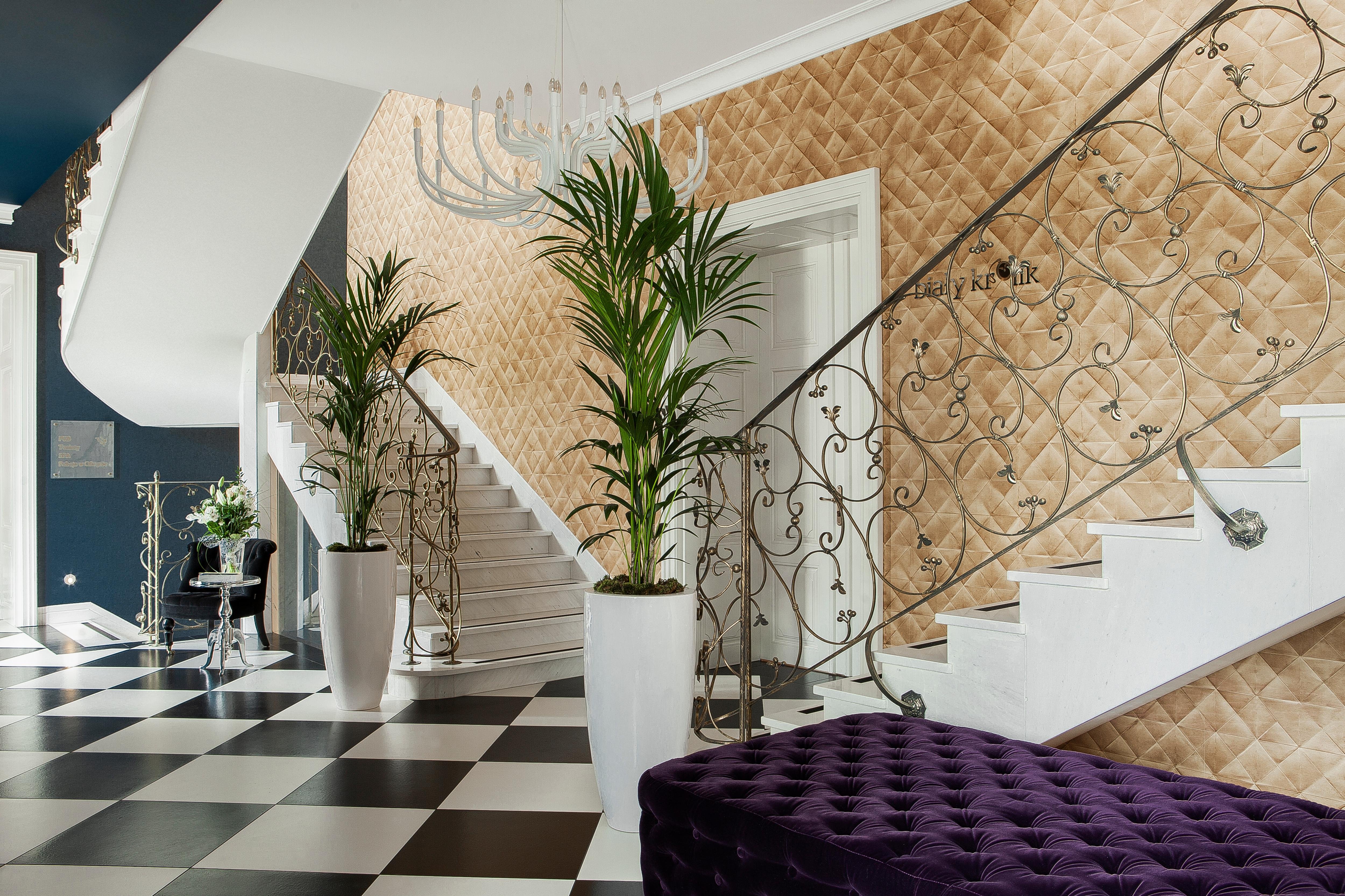 QUADRILLE CONFERENCE & SPA 7/50