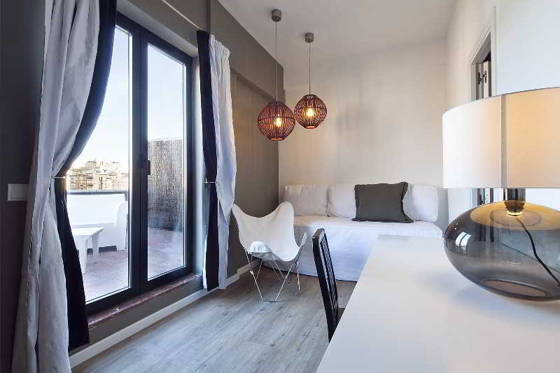 غرفة قياسية مفردة بسرير مزدوج