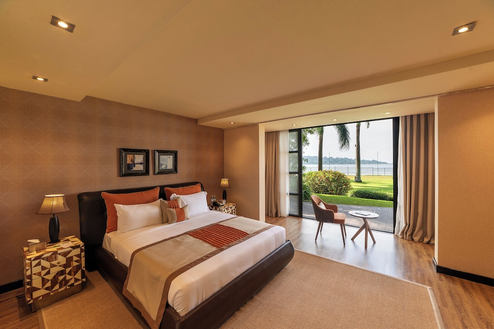 Munyonyo Commonwealth Resort 11/63