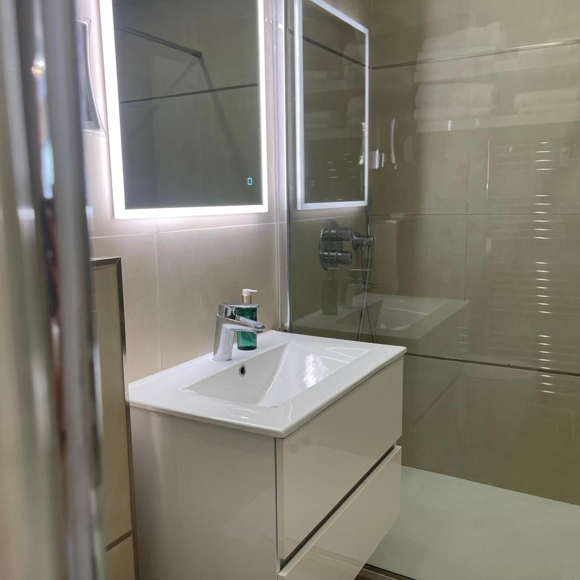 Hotel le Fouquet s 48/50