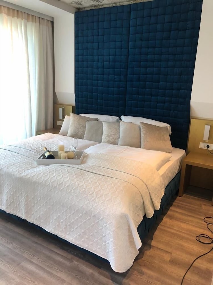 Hotel Athen Kelsterbach Frankfurt Airport 10/50