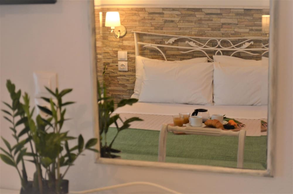 Kastro Hotel 5/50