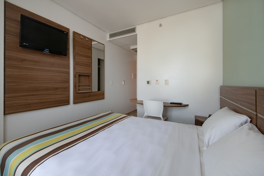 Hotel Express Vieiralves 10/50