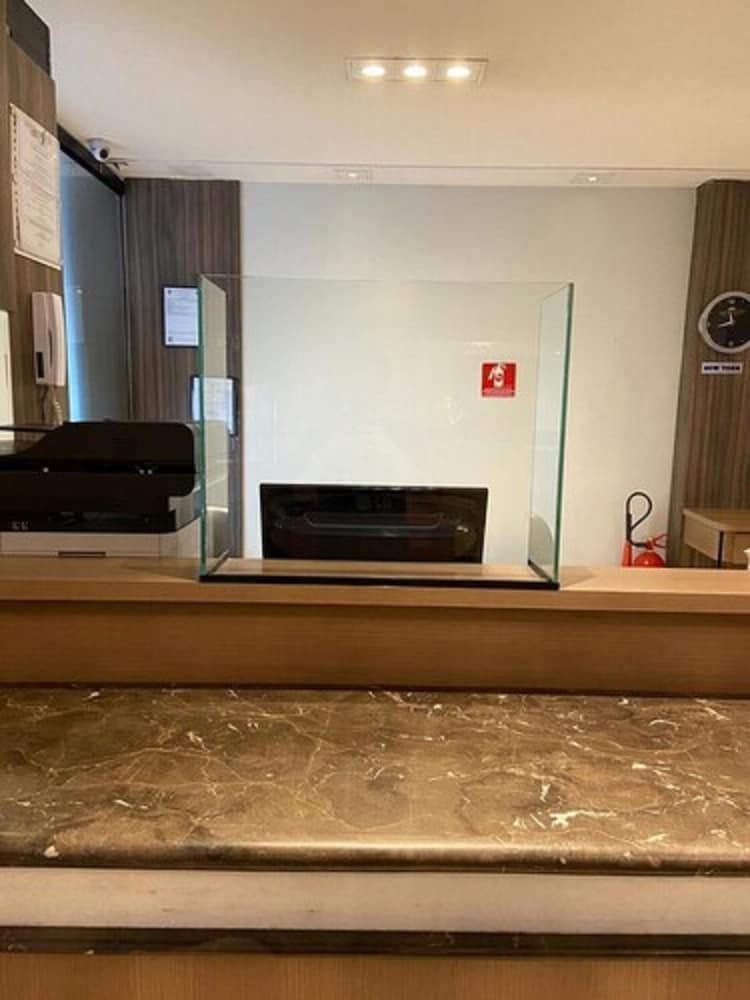 Summit Hotel Monaco 2/36