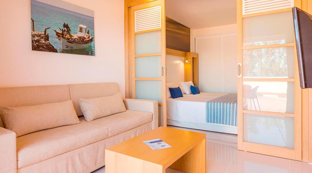 Sirenis Seaview Country Club 20/39